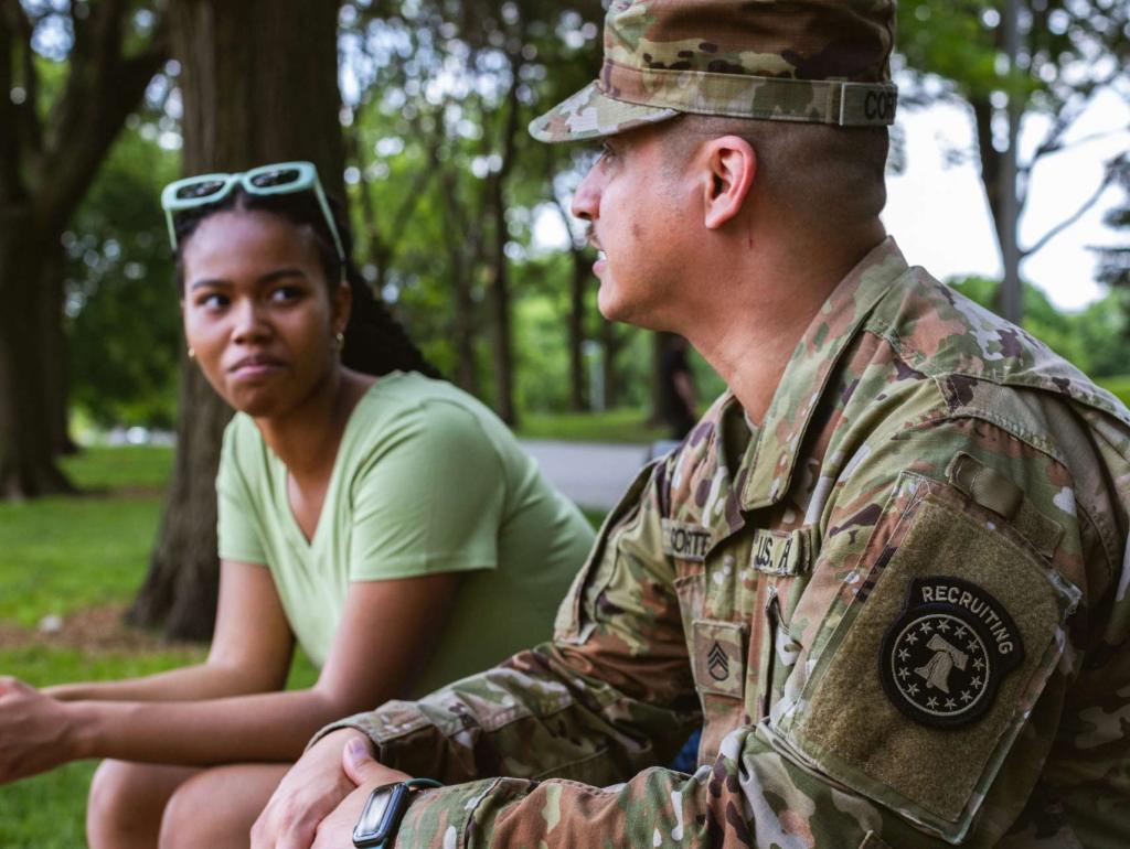 Screenshot from GoArmy.com, U.S. Army official website.